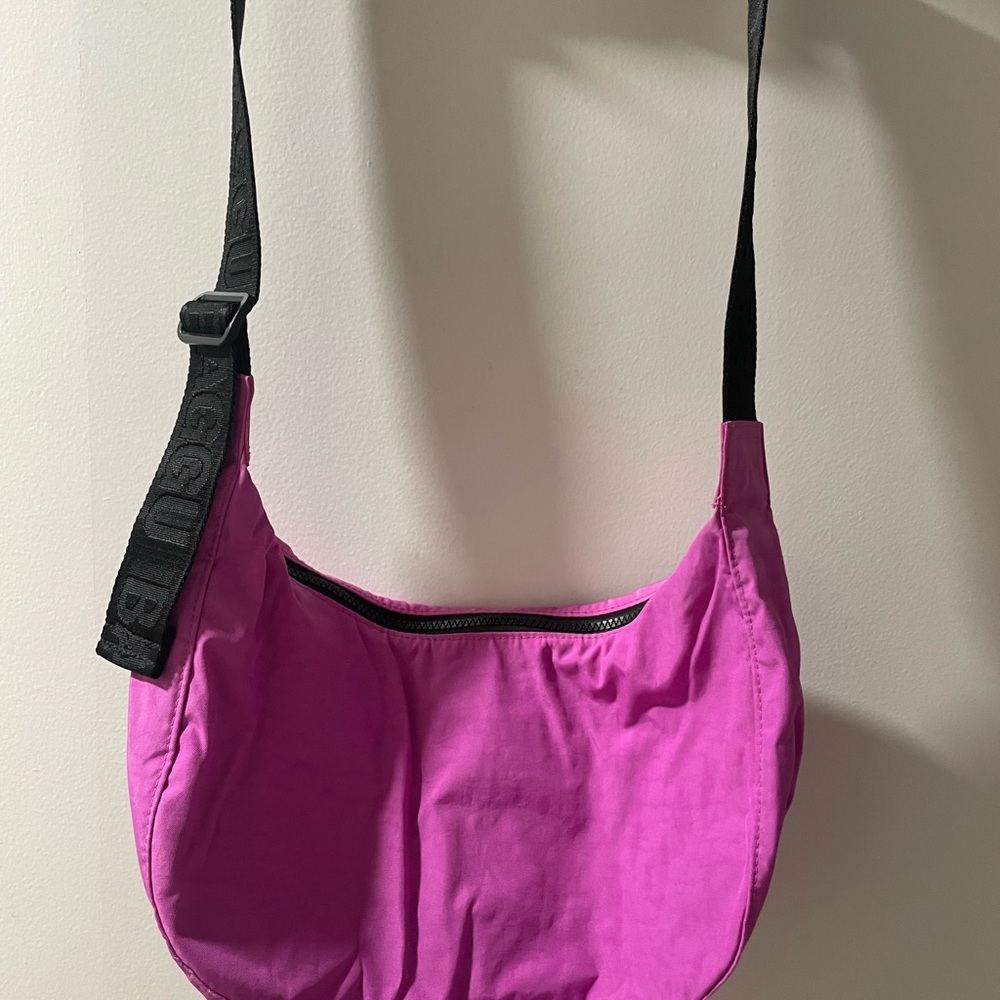 BAGGU medium crescent